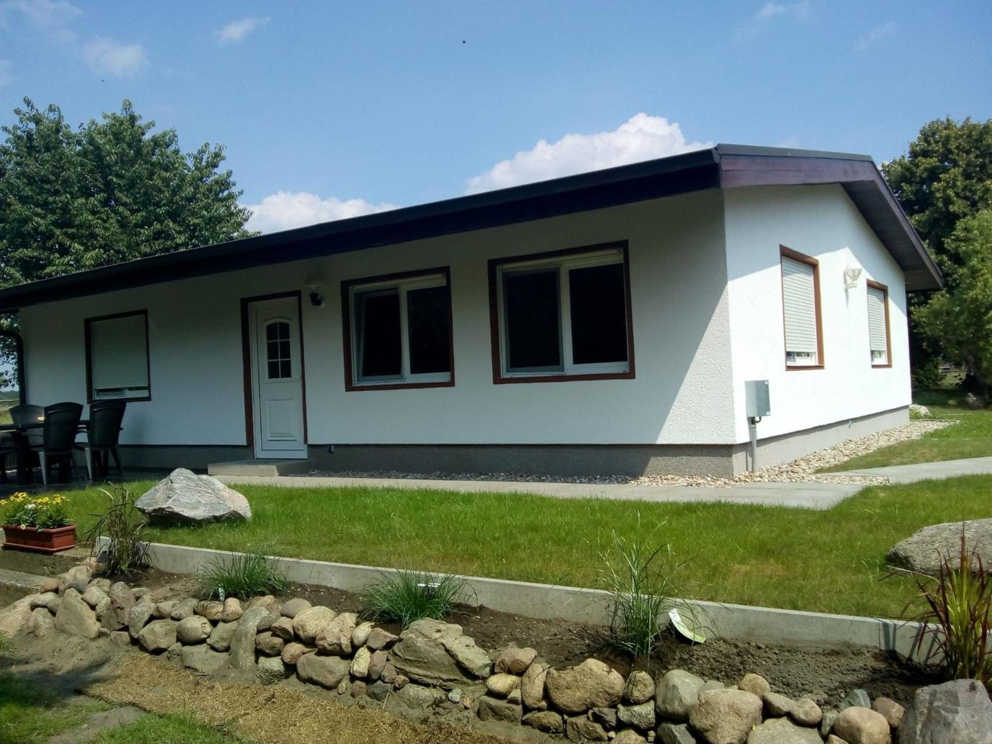 Behaglicher Bungalow Fuer Mensch Und Hund Barkhagen Екстериор снимка