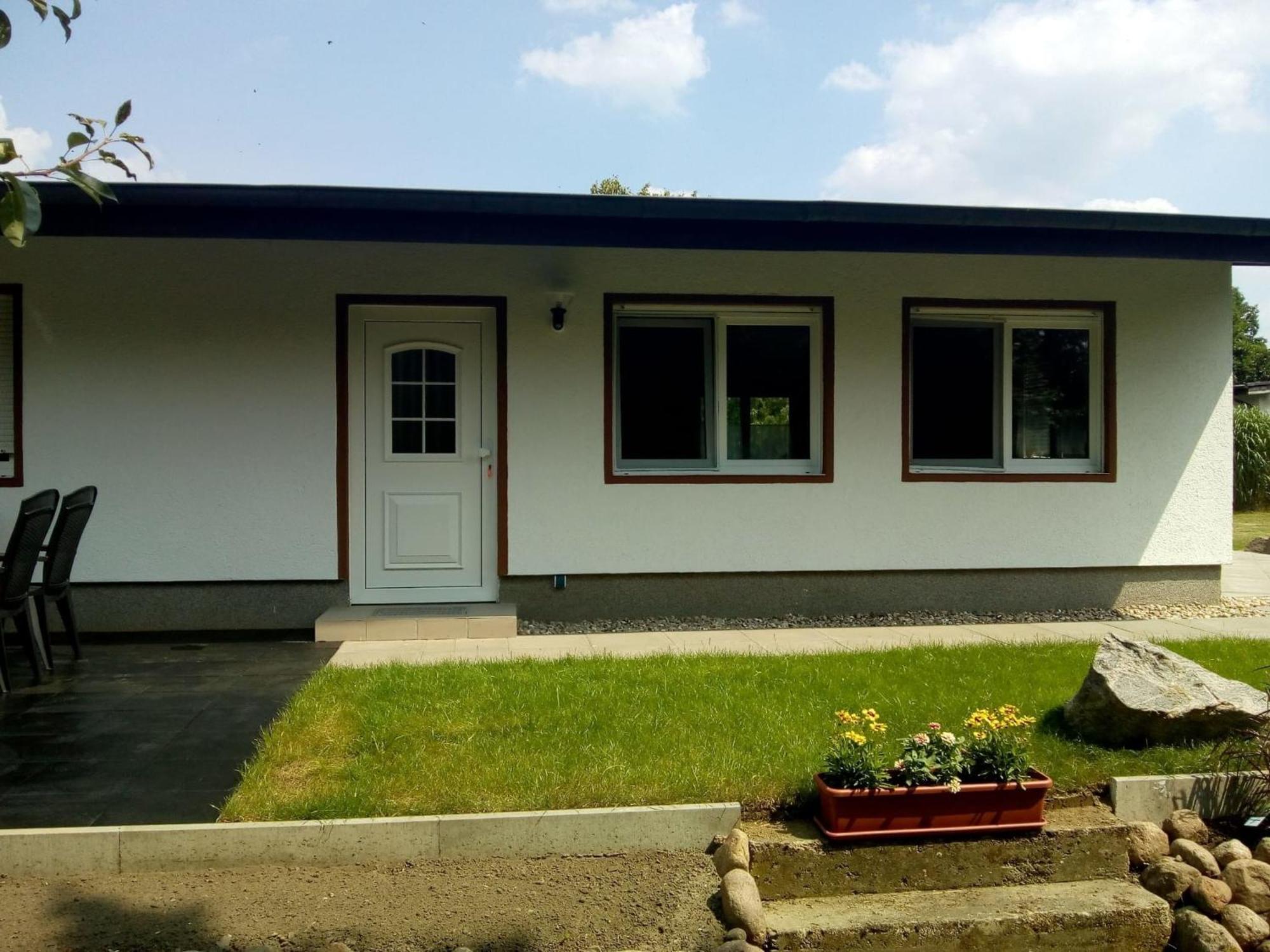 Behaglicher Bungalow Fuer Mensch Und Hund Barkhagen Екстериор снимка